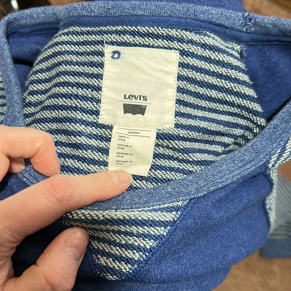 Like New Levi Sweatshirt. Striped Blue & Gray. Sz Med - Picture 5 of 7